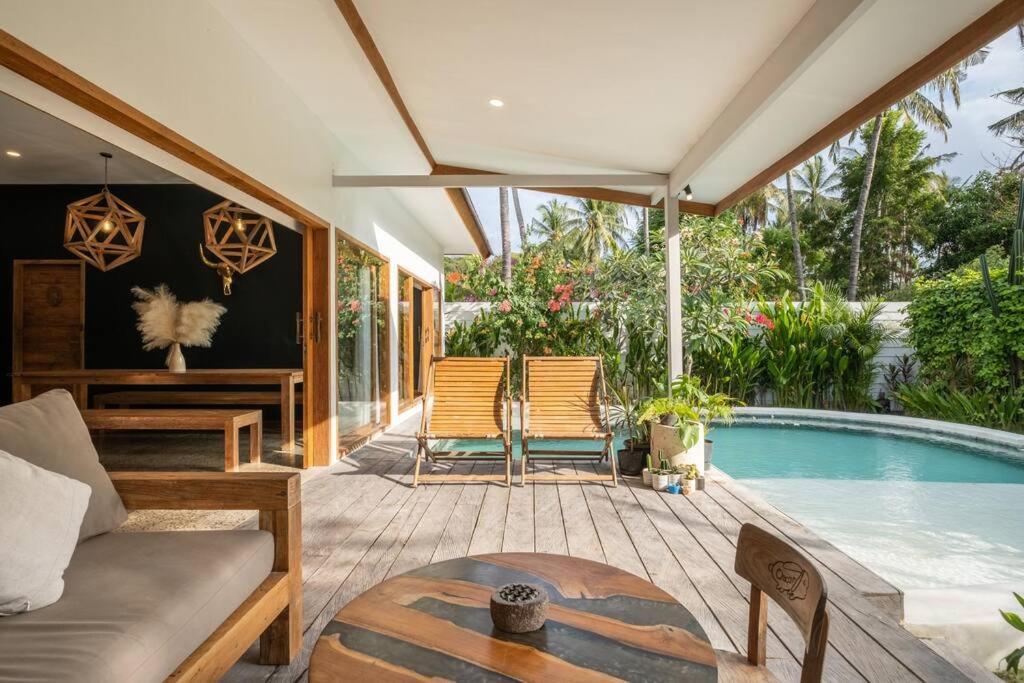 Designer New 3Bdr - Lush Garden+Pool Villa Gili Trawangan Exterior photo